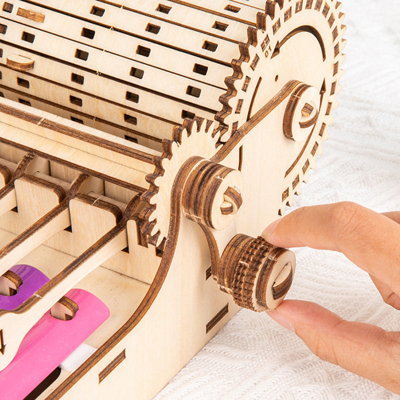 Wooden Children's Early Education Enlightment Hand-shaking Piano Music Strike Toy